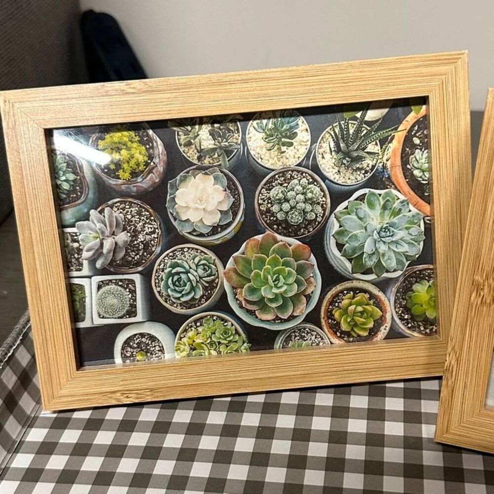 Picture frames - Picture 3 of 3